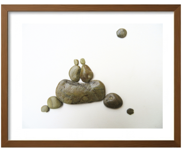Handcrafted Pebble/Stone Art (PPS016)