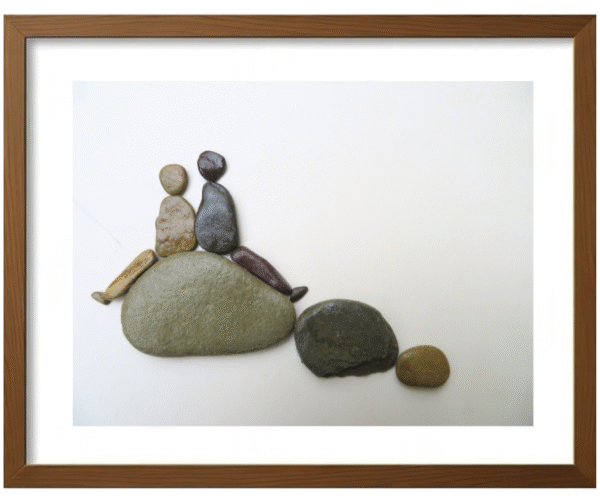 Handcrafted Pebble/Stone Art (PPS017)