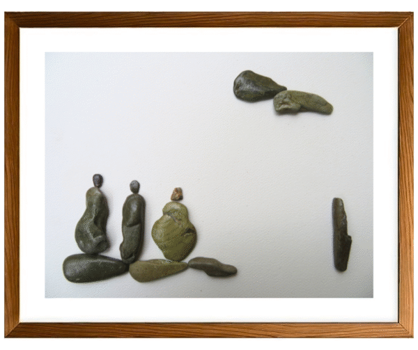 Handcrafted Pebble/Stone Art (PPS039)
