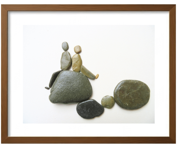 Handcrafted Pebble/Stone Art (PPS062)