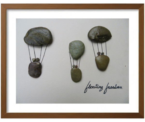 Handcrafted Pebble/Stone Art (PPS074)