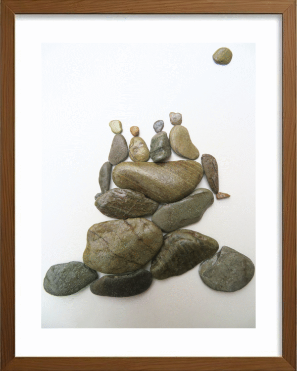 Handcrafted Pebble/Stone Art (PPS086)